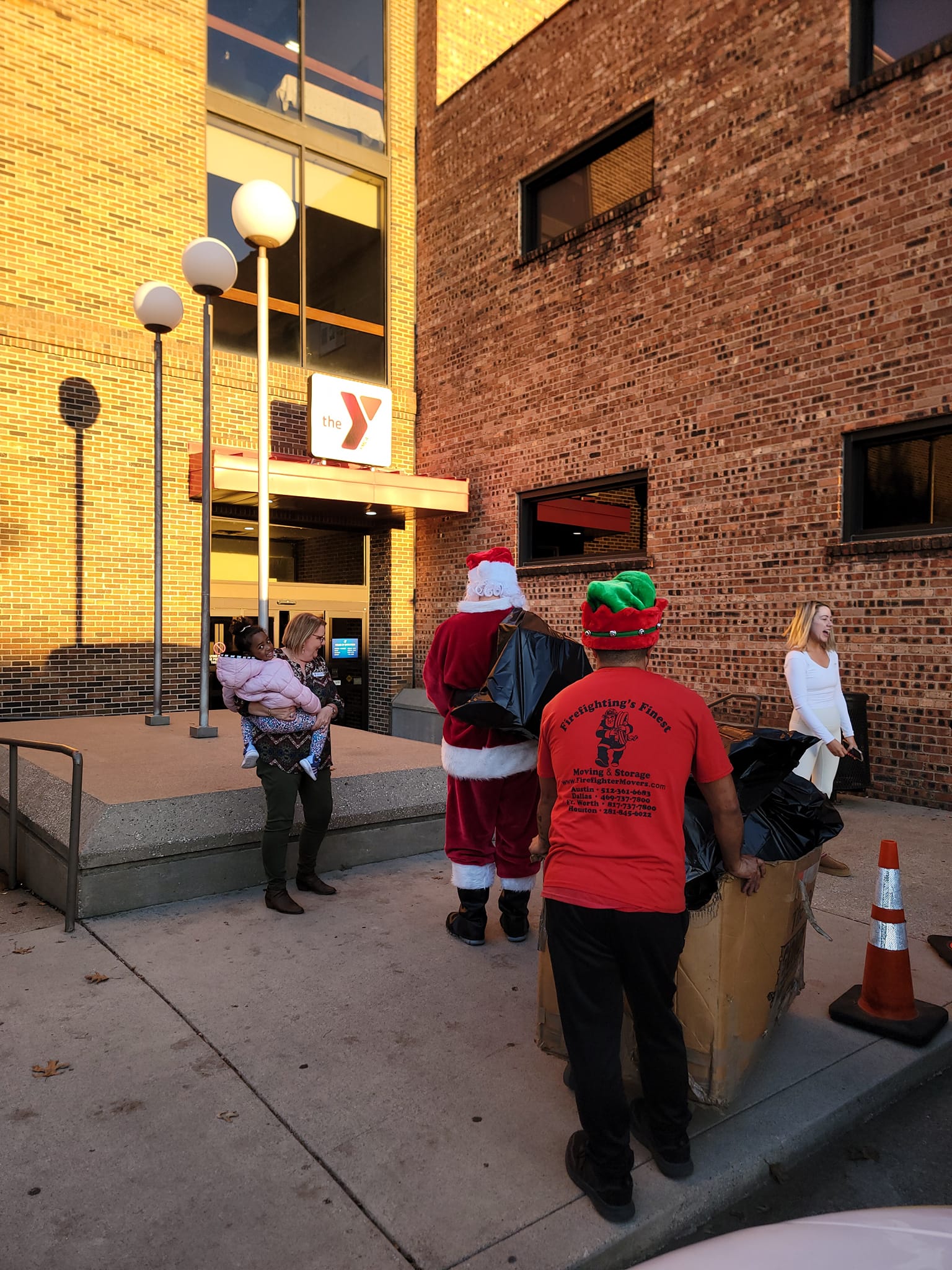 santa at the y